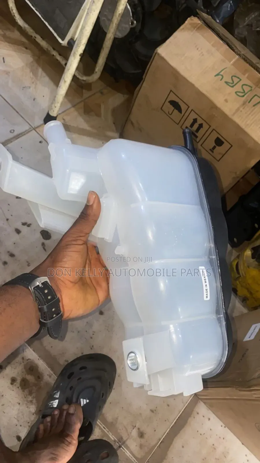 Escalade Water Tank or GMC Water Container
