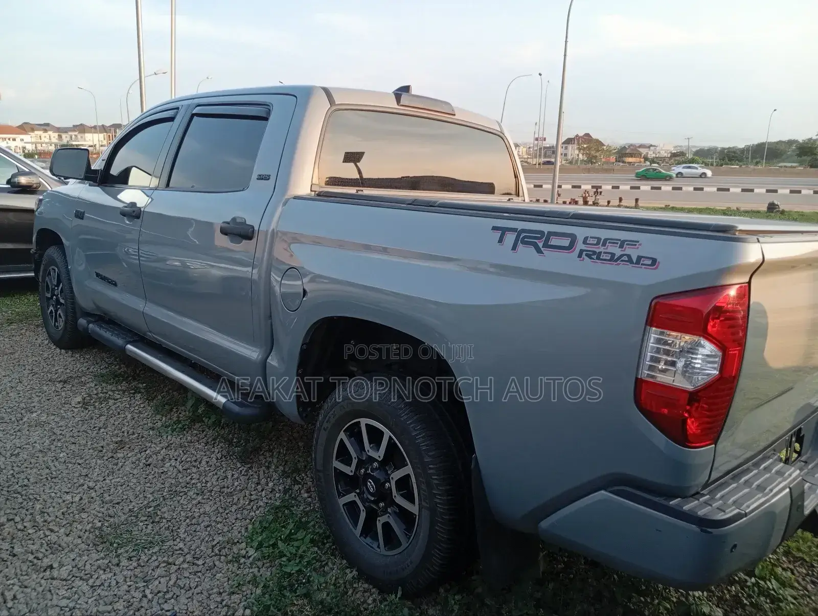 Toyota Tundra 2021 Purple