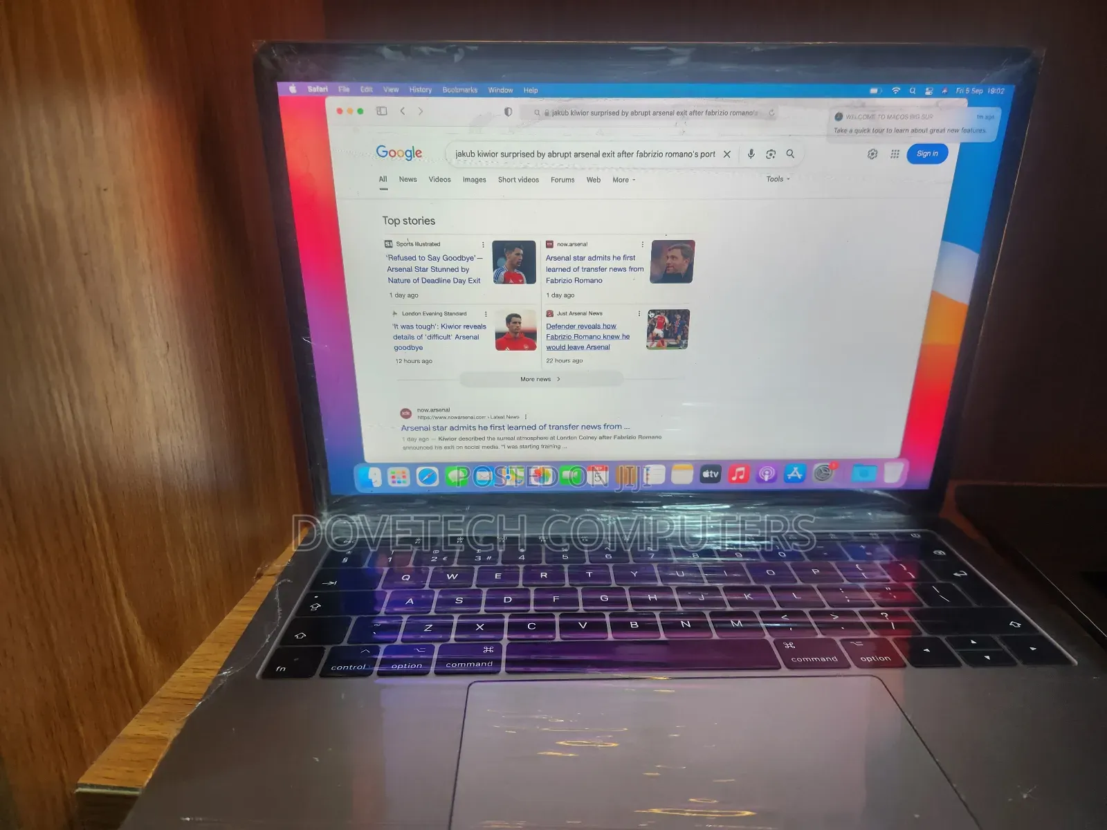 Laptop Apple MacBook Pro 2017 8GB Intel Core I5 SSD 128GB