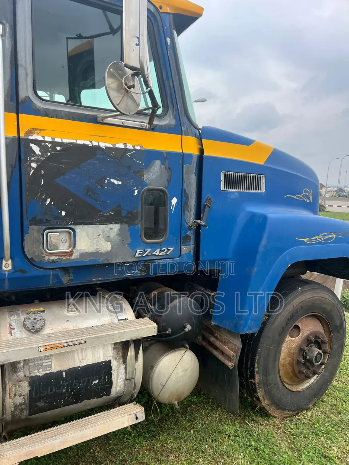 Foreign Used Mack Head