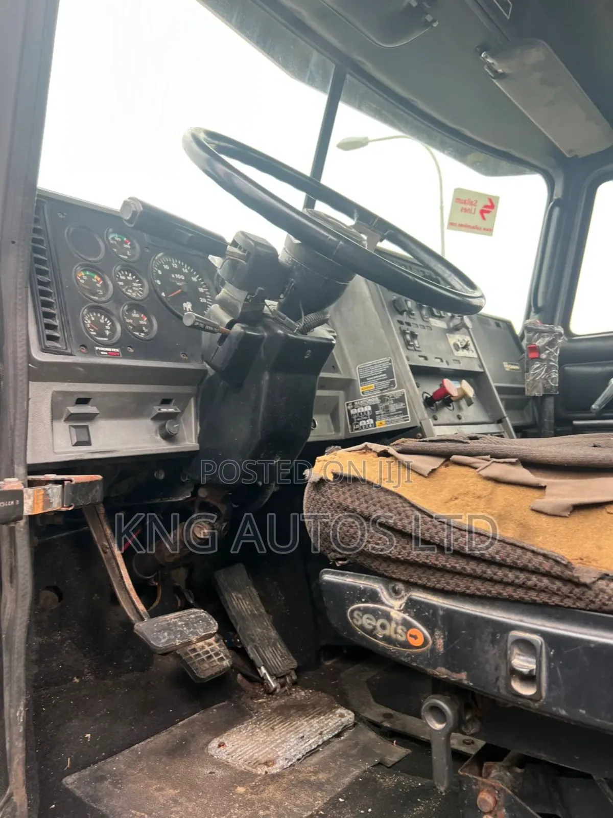 Foreign Used Mack Head