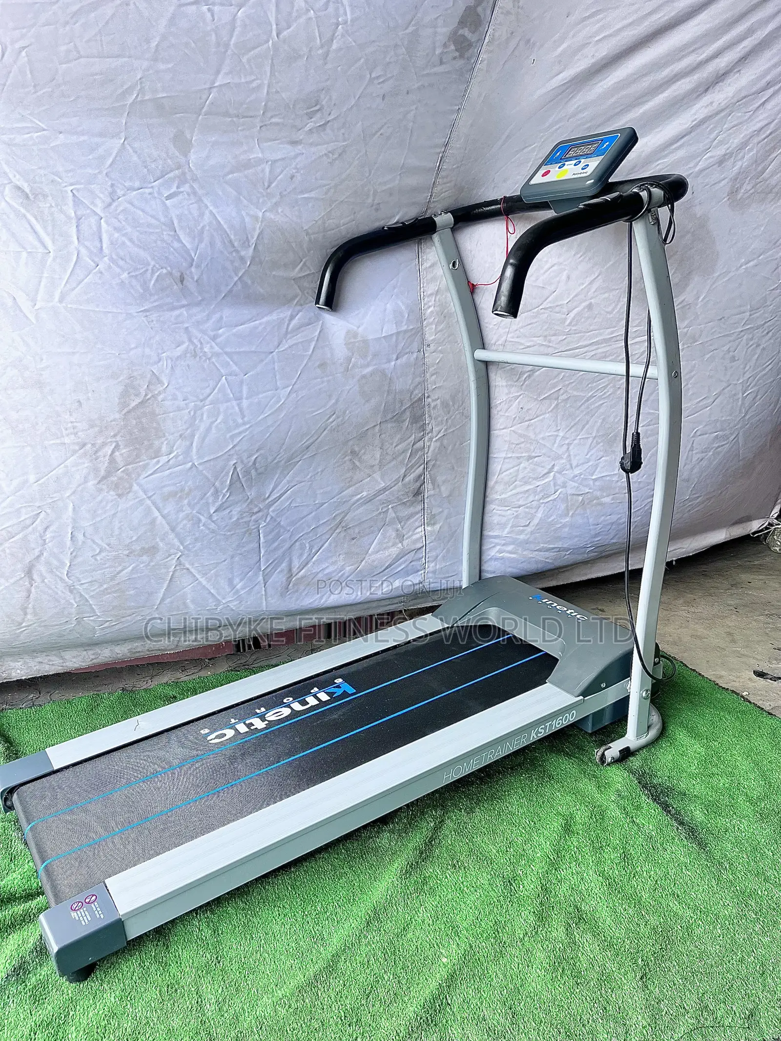 2.5hp Kinetic Fitness Treadmill