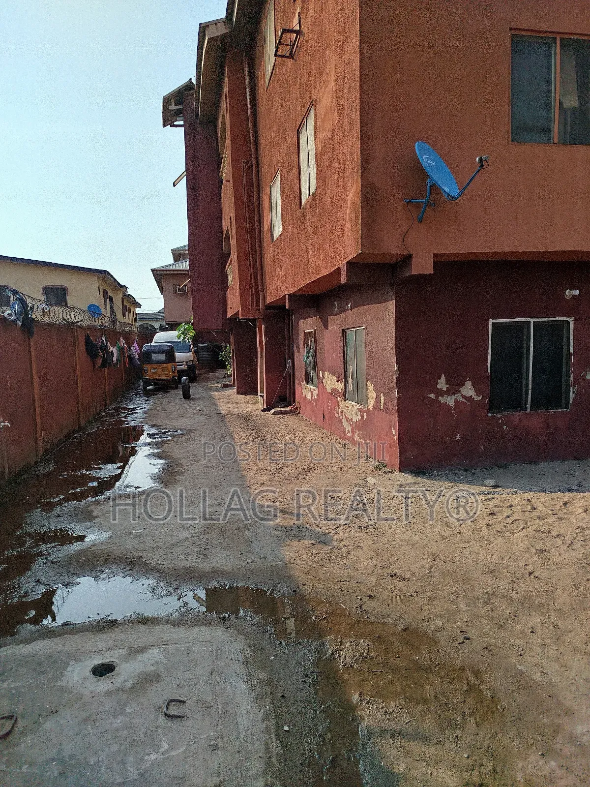 3bdrm Block of Flats in Ago Palace for sale