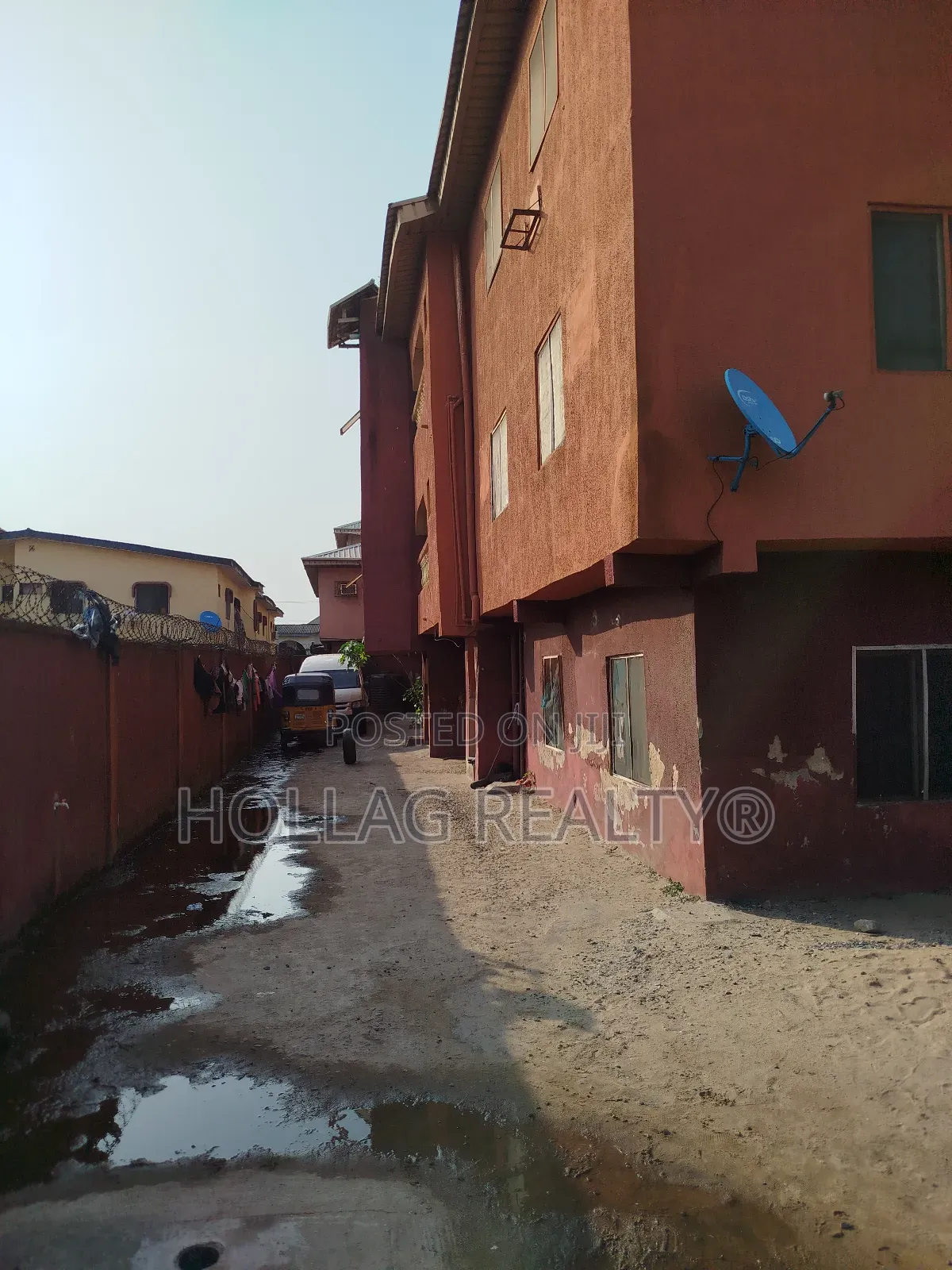 3bdrm Block of Flats in Ago Palace for sale