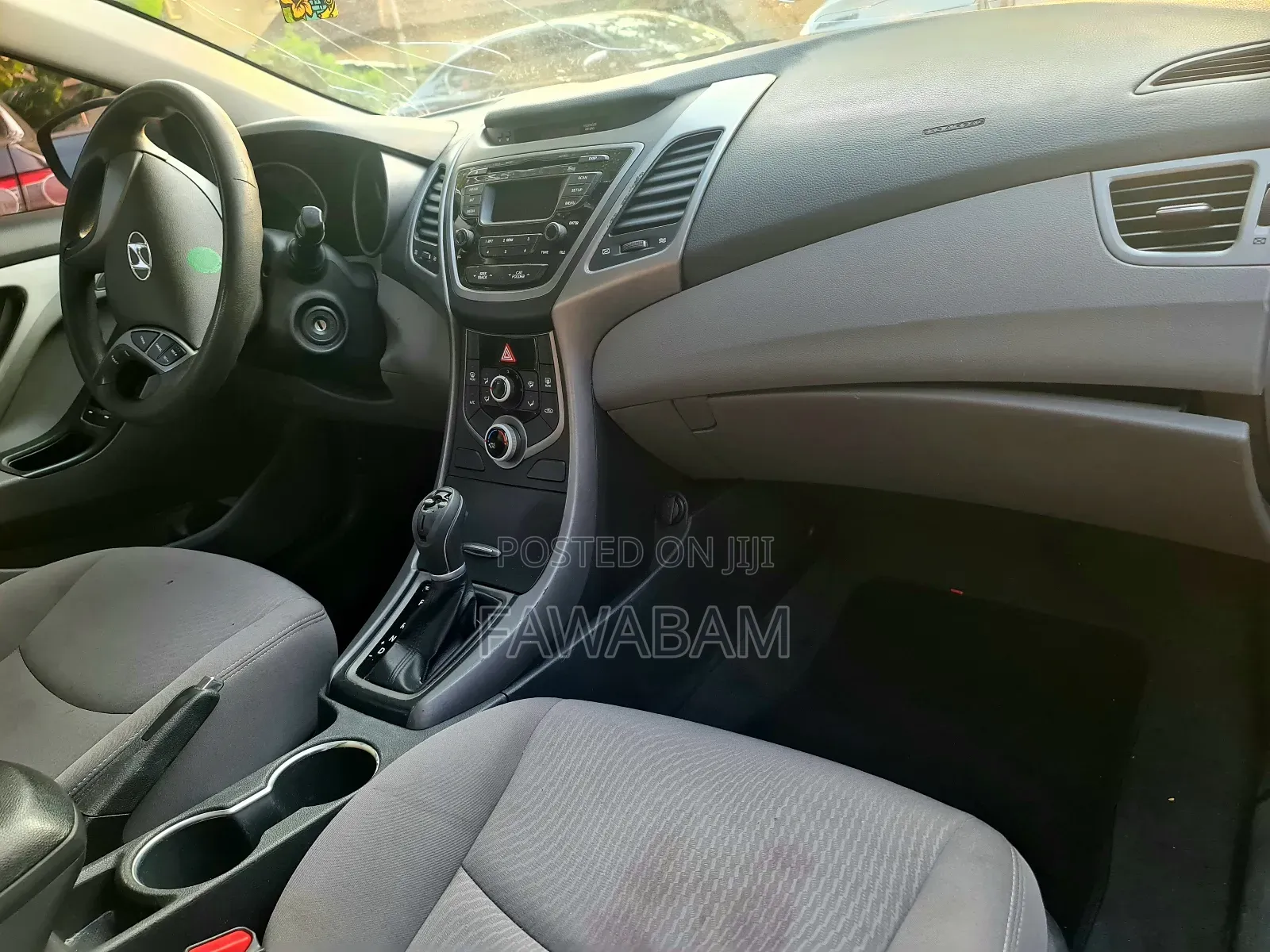 Hyundai Elantra 2016 Red