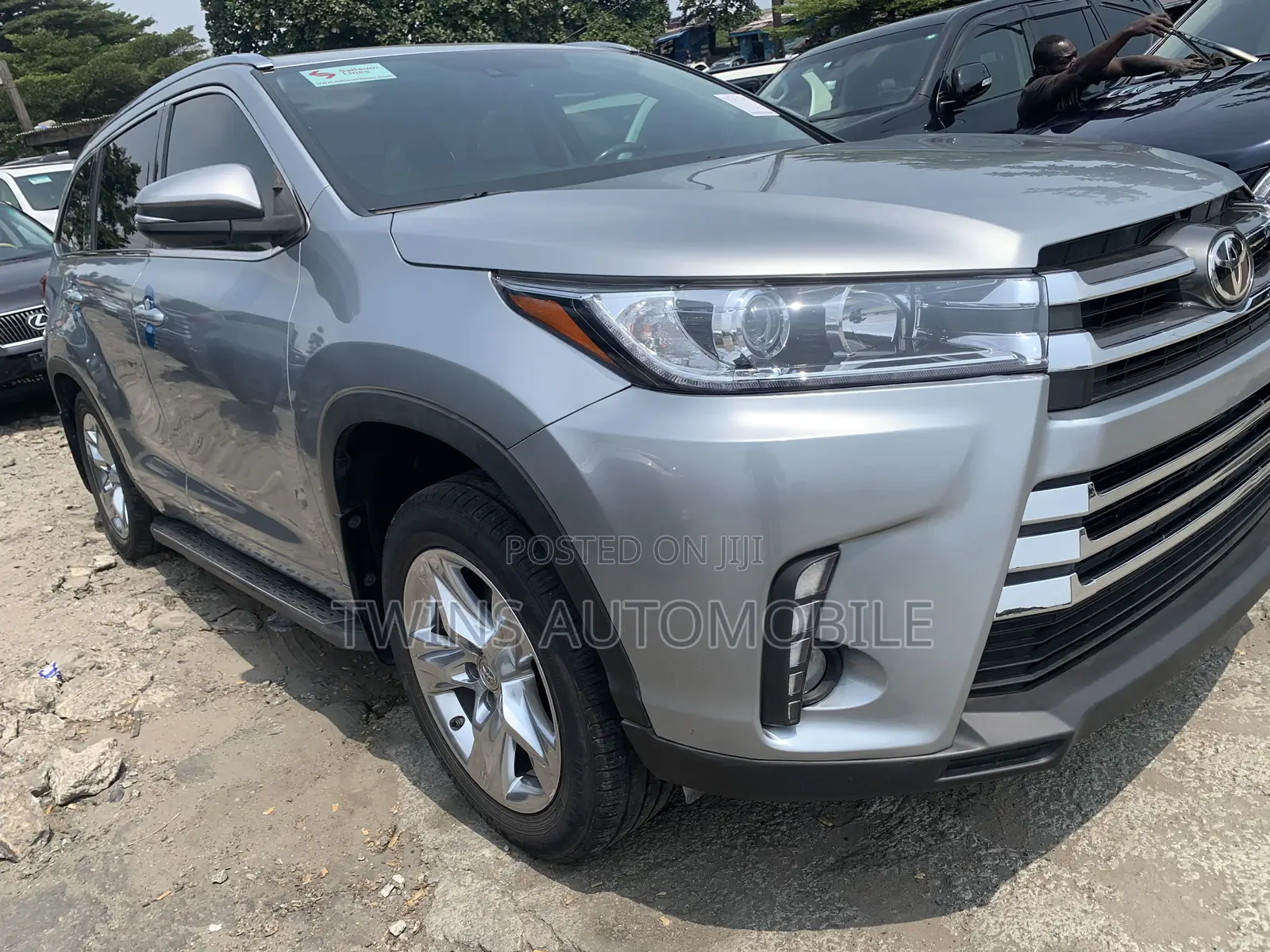 Toyota Highlander Limited 4dr SUV AWD (3.5L 6cyl 6A) 2015 Silver