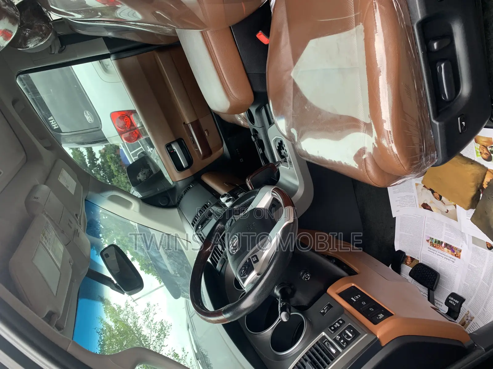 Toyota Sequoia Platinum 4x4 2018 Black