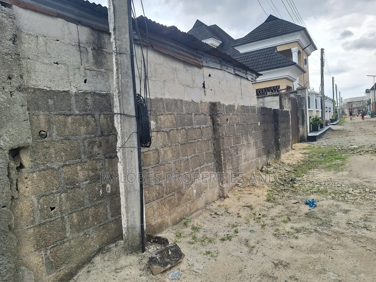 For Sale: 1 Plot at Woji, Port Harcourt