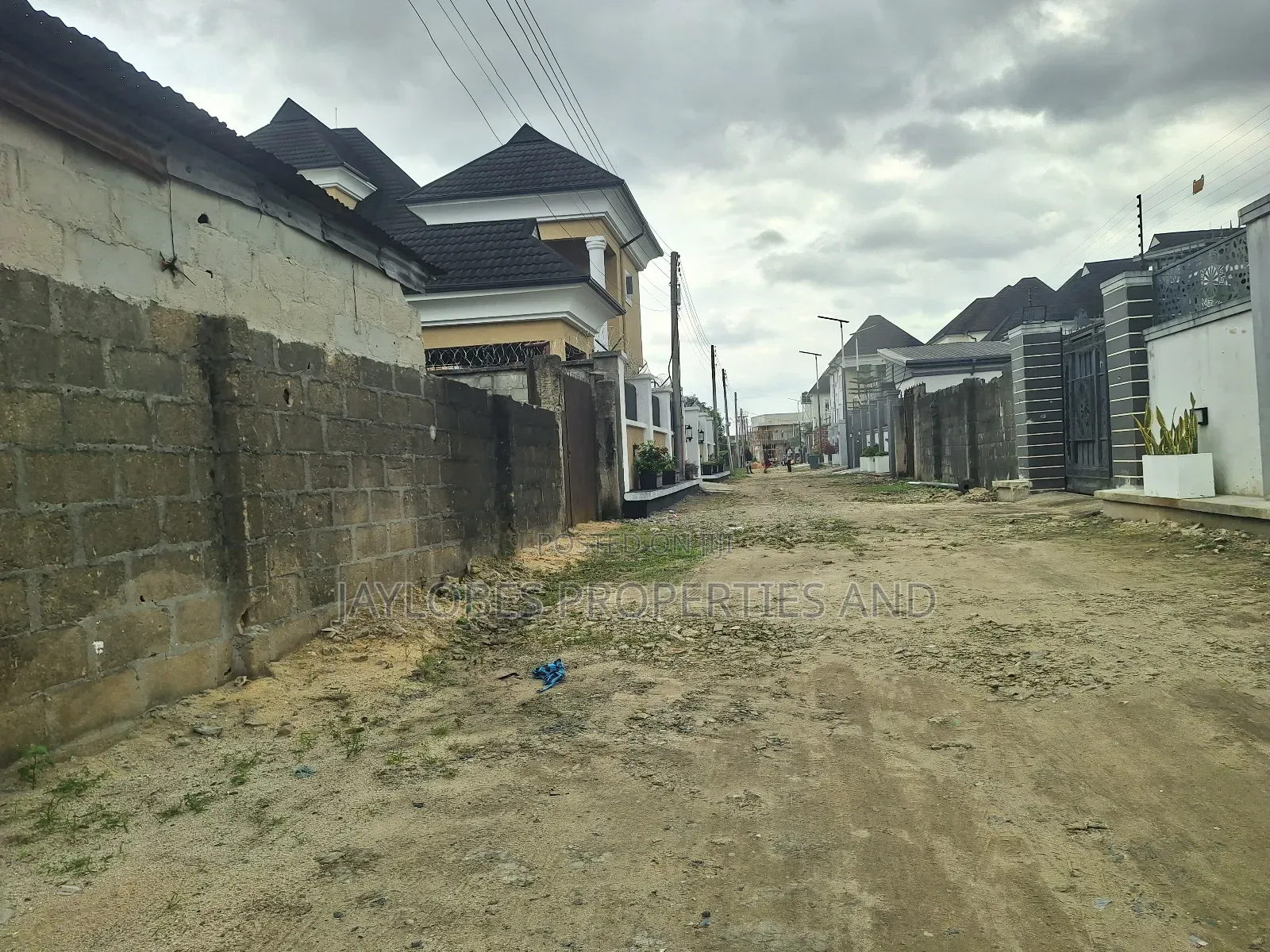 For Sale: 1 Plot at Woji, Port Harcourt