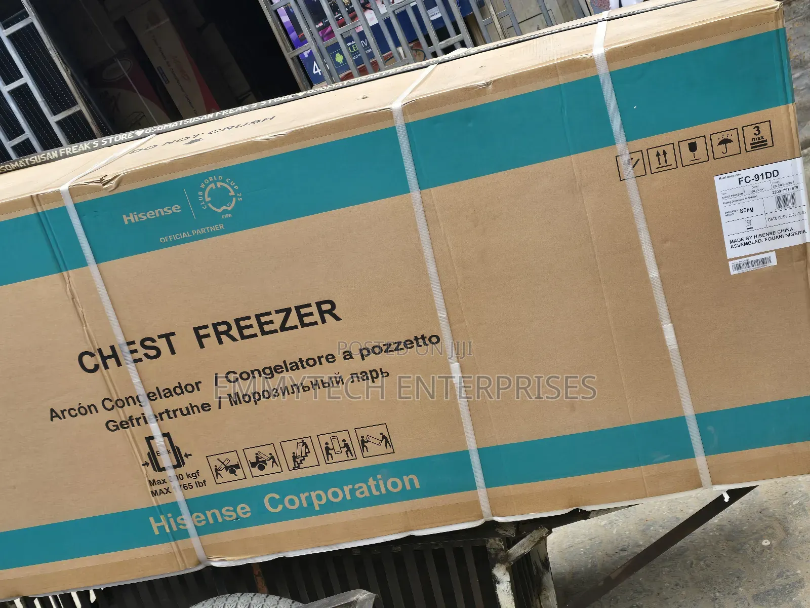 Freezer 91ddhs 702liters, Hisense Product, Silver Color With 2 Doors