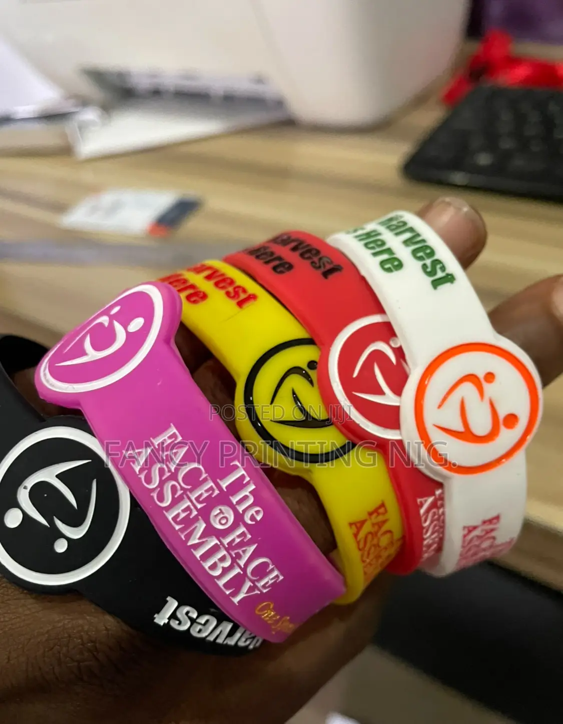 Customized Silicone Wristbands, Stylish Perfect for Souvenirs
