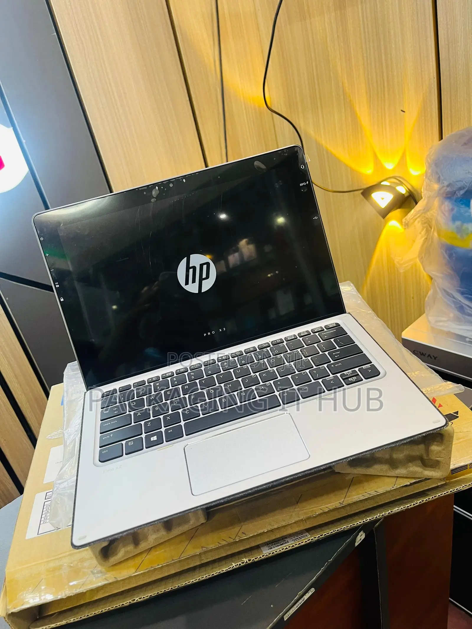 Laptop HP Elite X2 1012 G2 8GB Intel Core i5 SSD 256GB