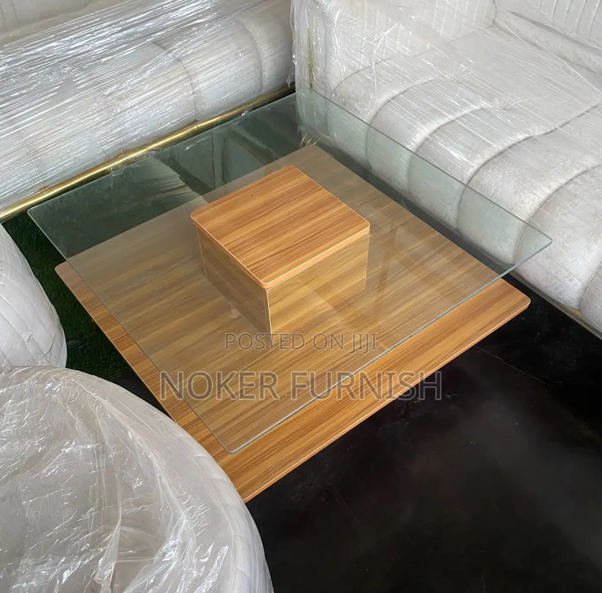 New Design Glass Coffee Table