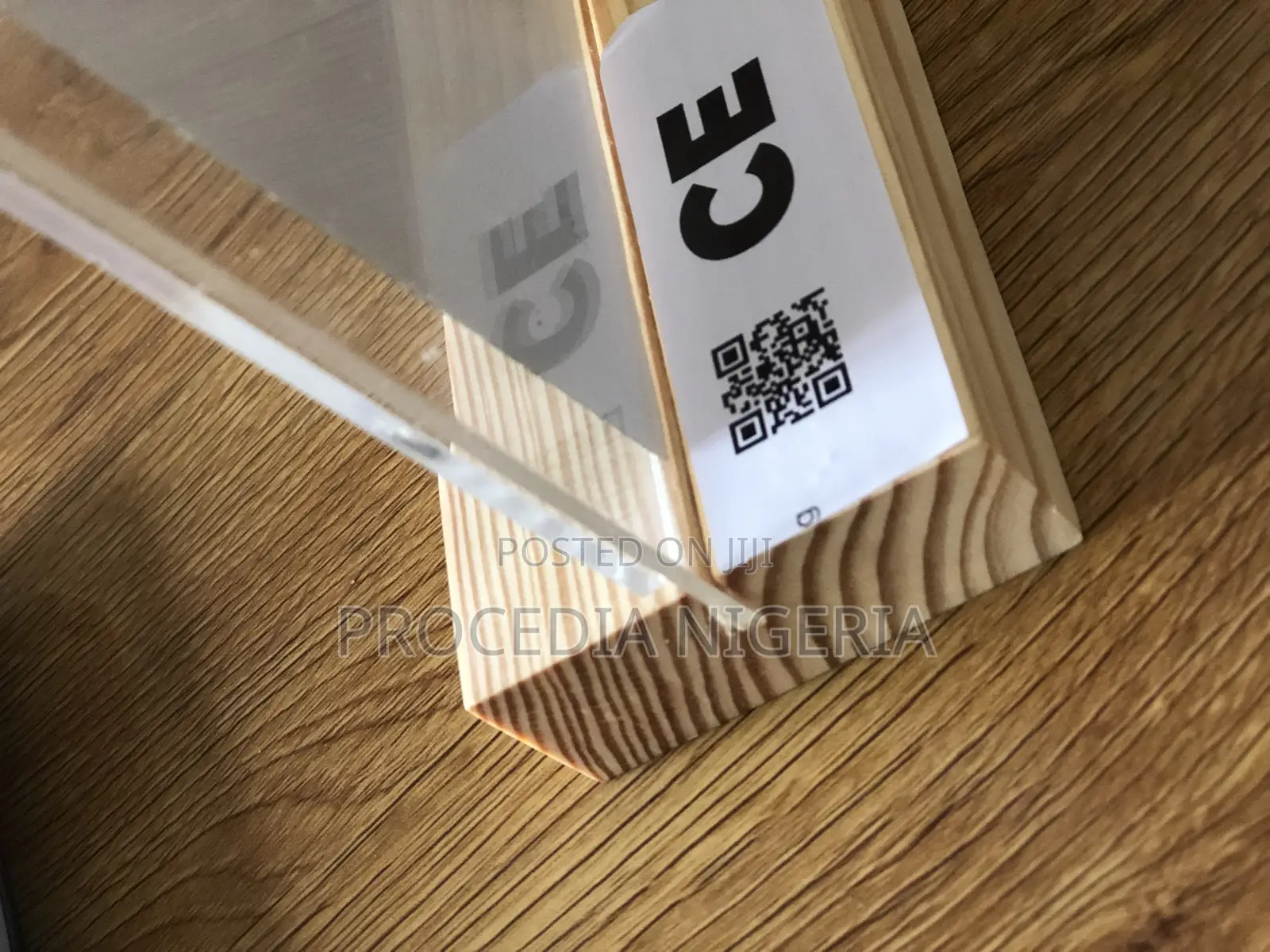 Wood Base Acrylic Tabletop Multi-purpose Display Stands