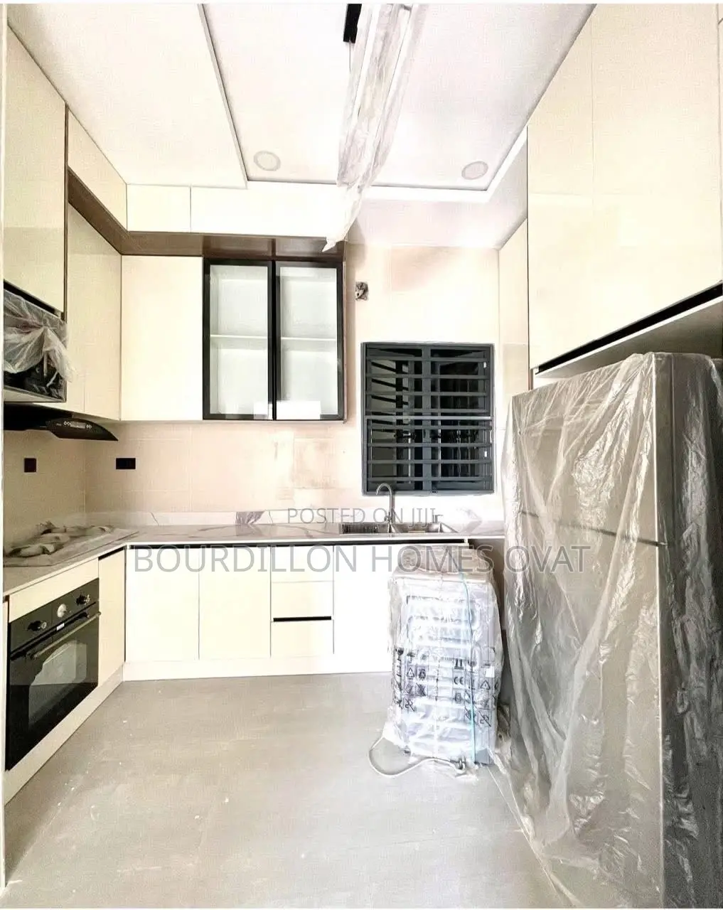 2bdrm Apartment in Lekki Phase 1 for sale