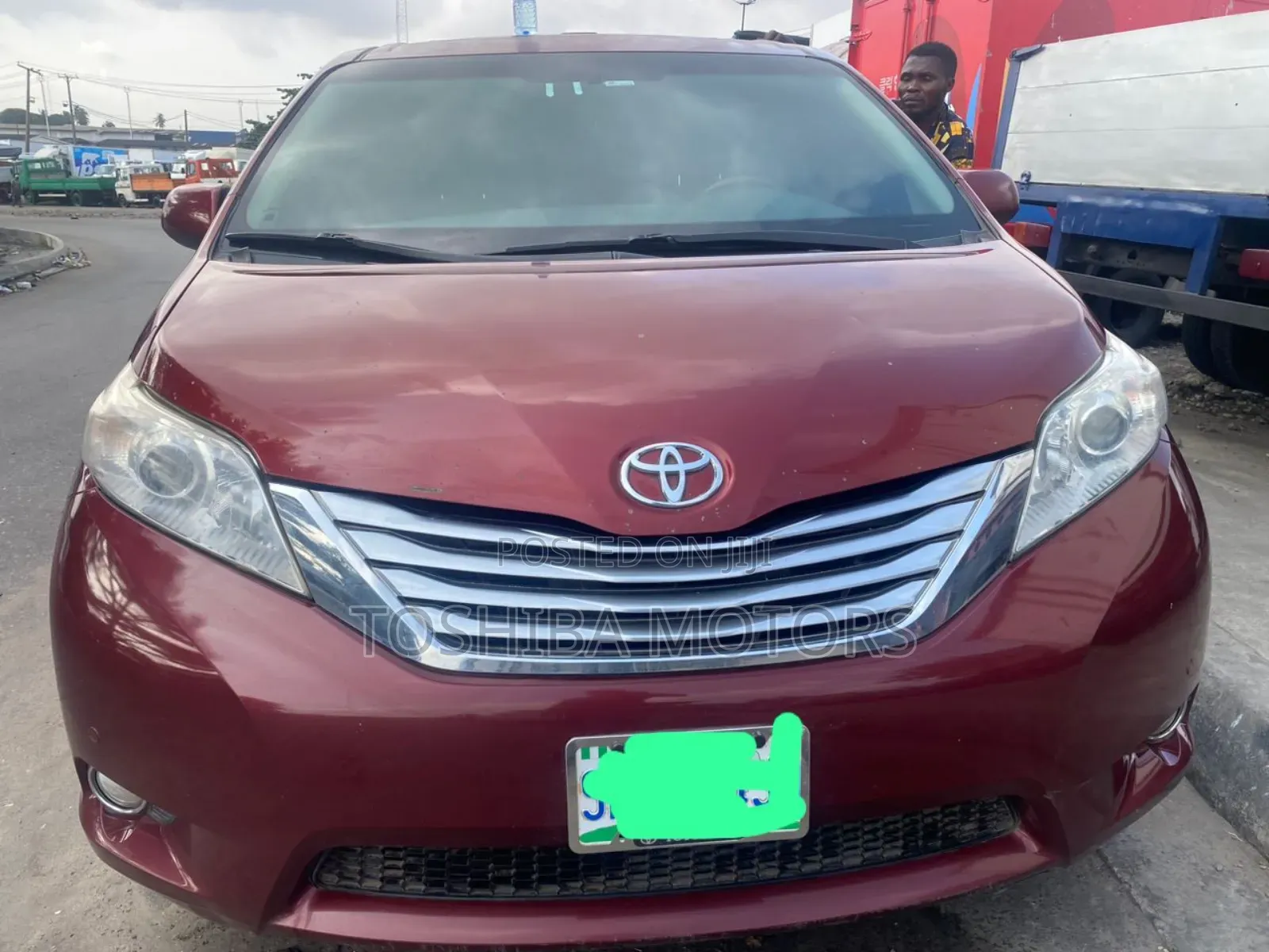 Toyota Sienna Limited 7-Passenger 4dr Minivan AWD (3.5L 6cyl 6A) 2015