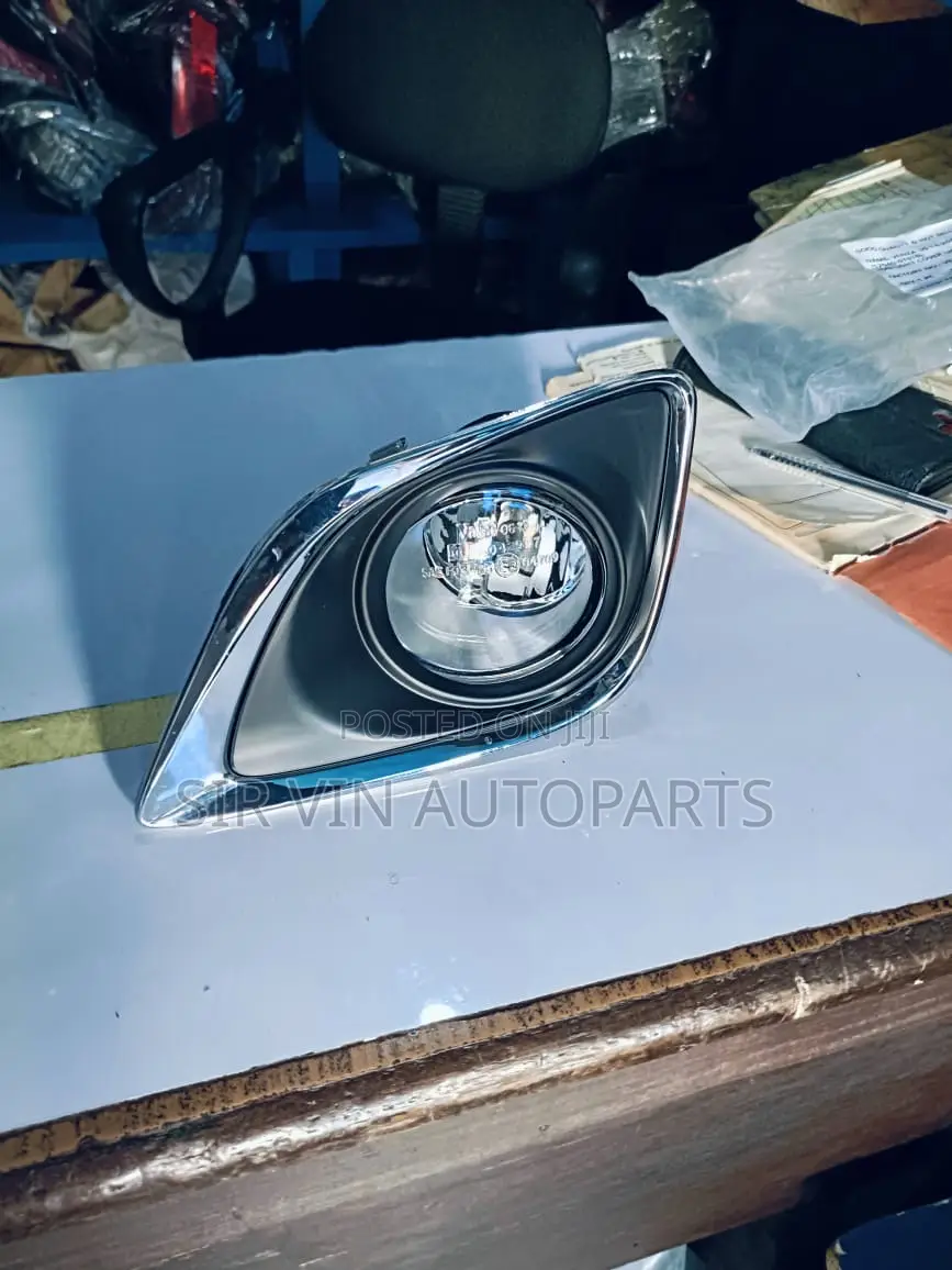 Set Fog Light With Chrome For Venza 2014
