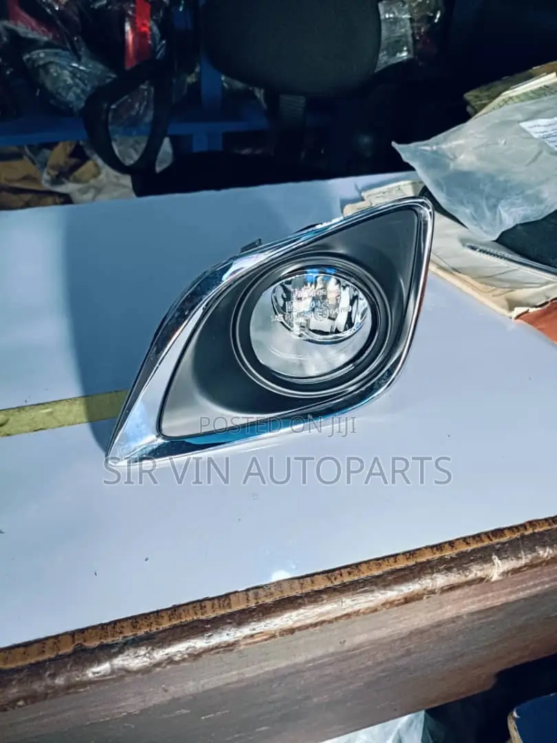 Set Fog Light With Chrome For Venza 2014