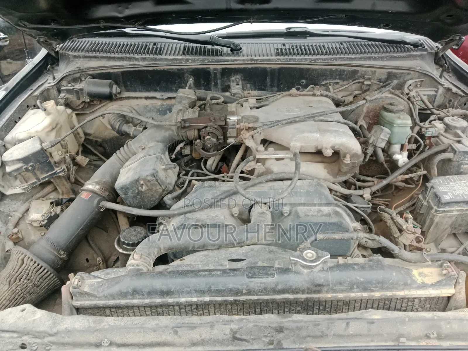 Toyota Tacoma Base V6 4x4 Double-Cab 121.9 in. WB 2002 Black