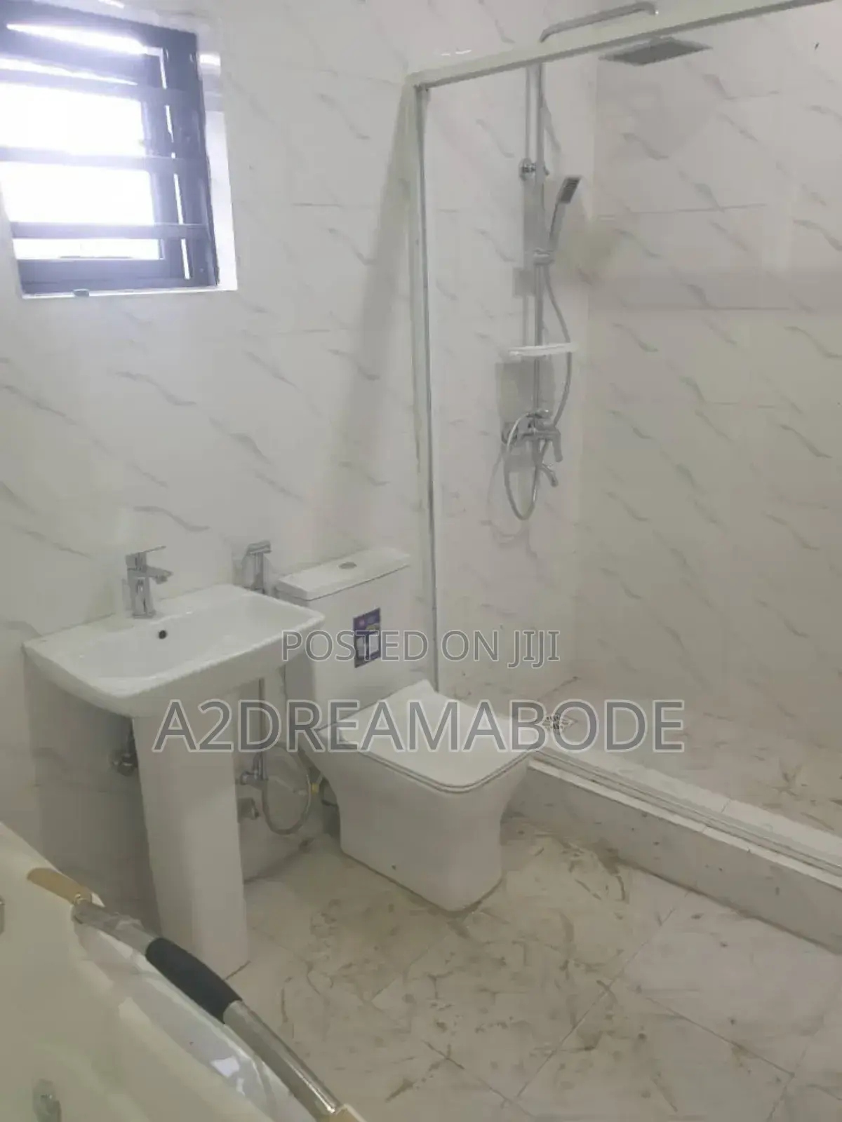 4bdrm Duplex in Magodo Phase 2 for rent
