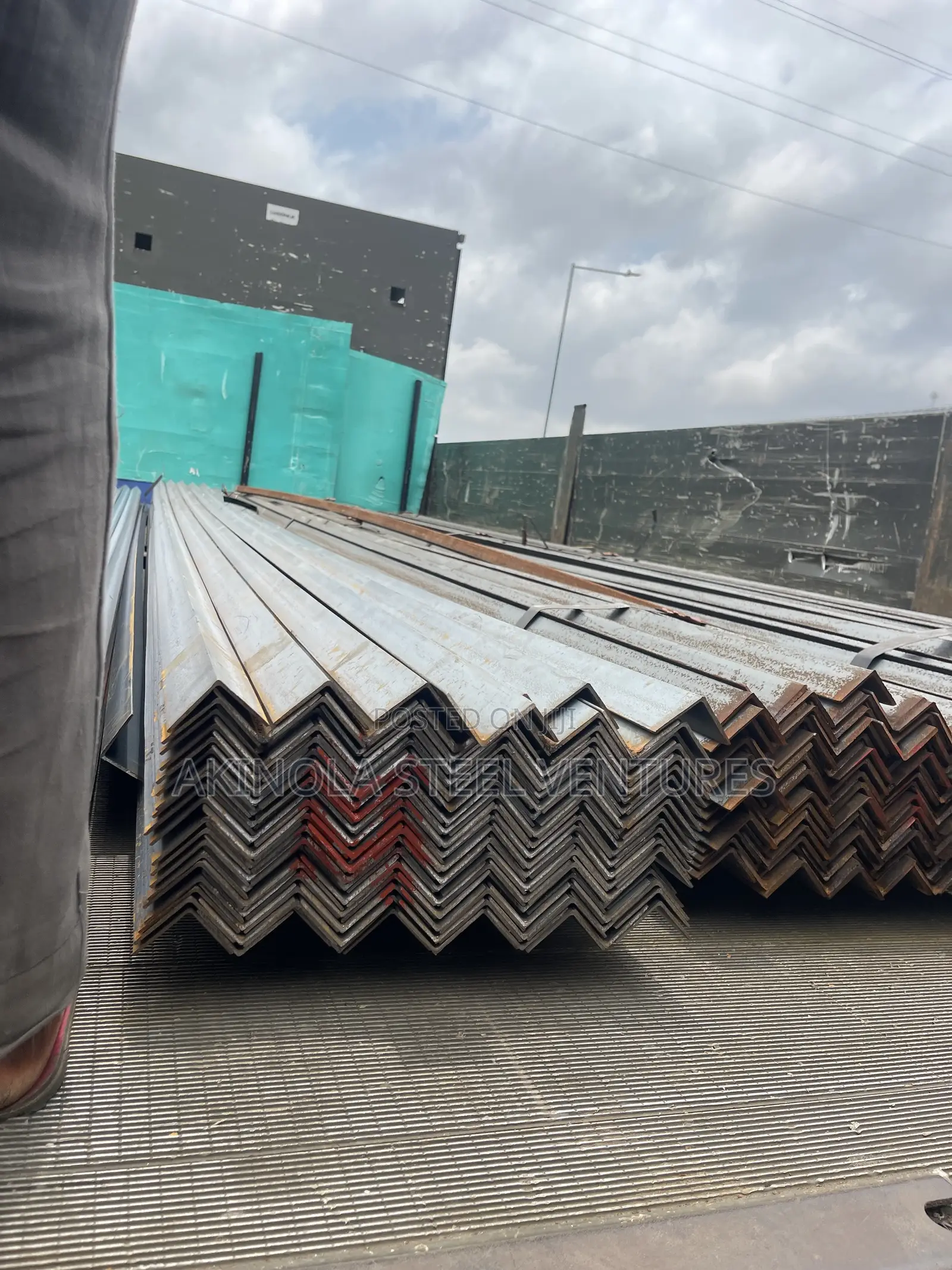 50x50x4mm Carbon Steel Angle Iron Bar