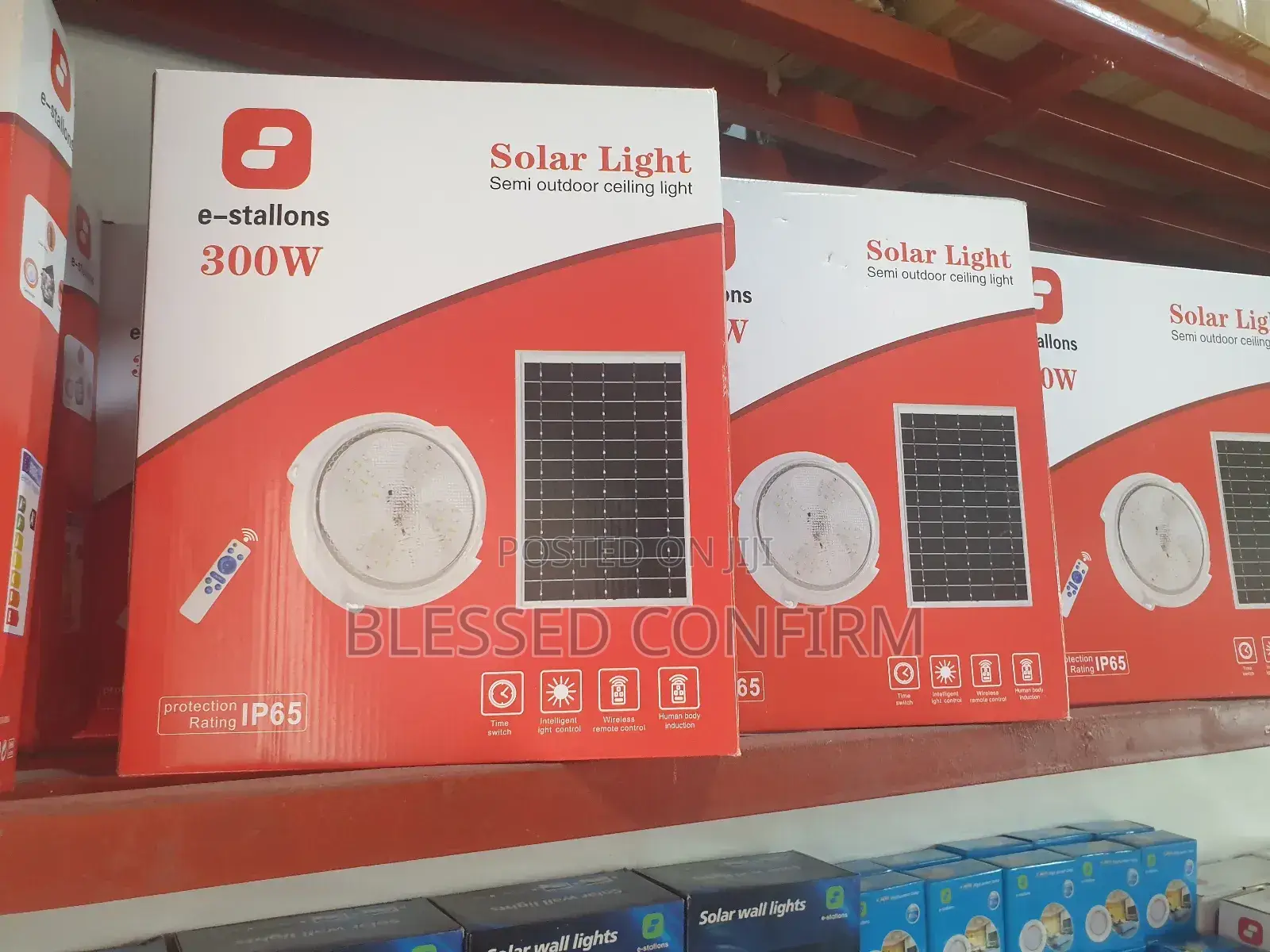E Stallons 300w Solar Ceiling Light With Remote and Solar Panel
