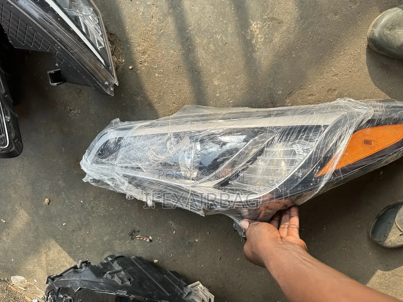Full Light Sonata 2016 Model Left Side Charger