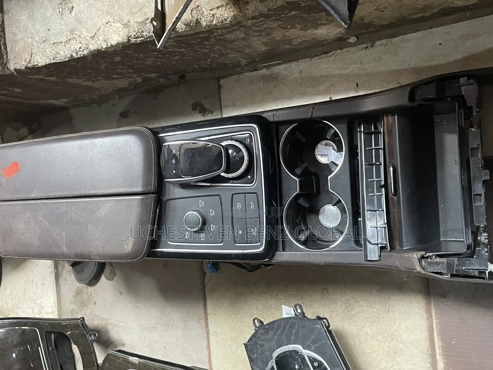 Mercedes Benz Gle Console