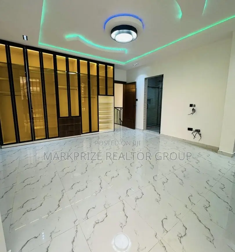4bdrm Duplex in Ogba Ikeja Lagos for sale