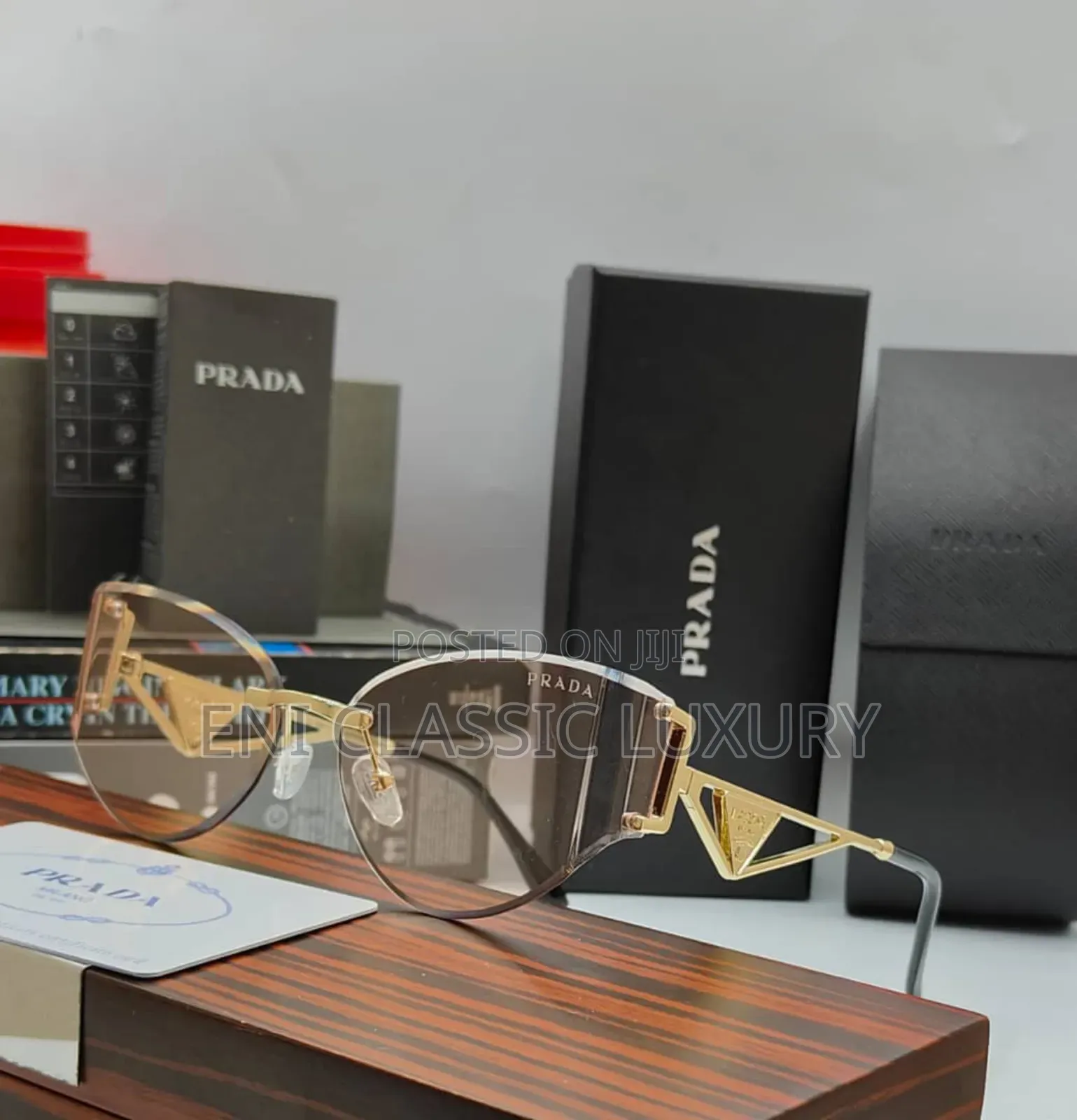 New Eddition Luxury Eyewear Collection Gucci Well Branded Package