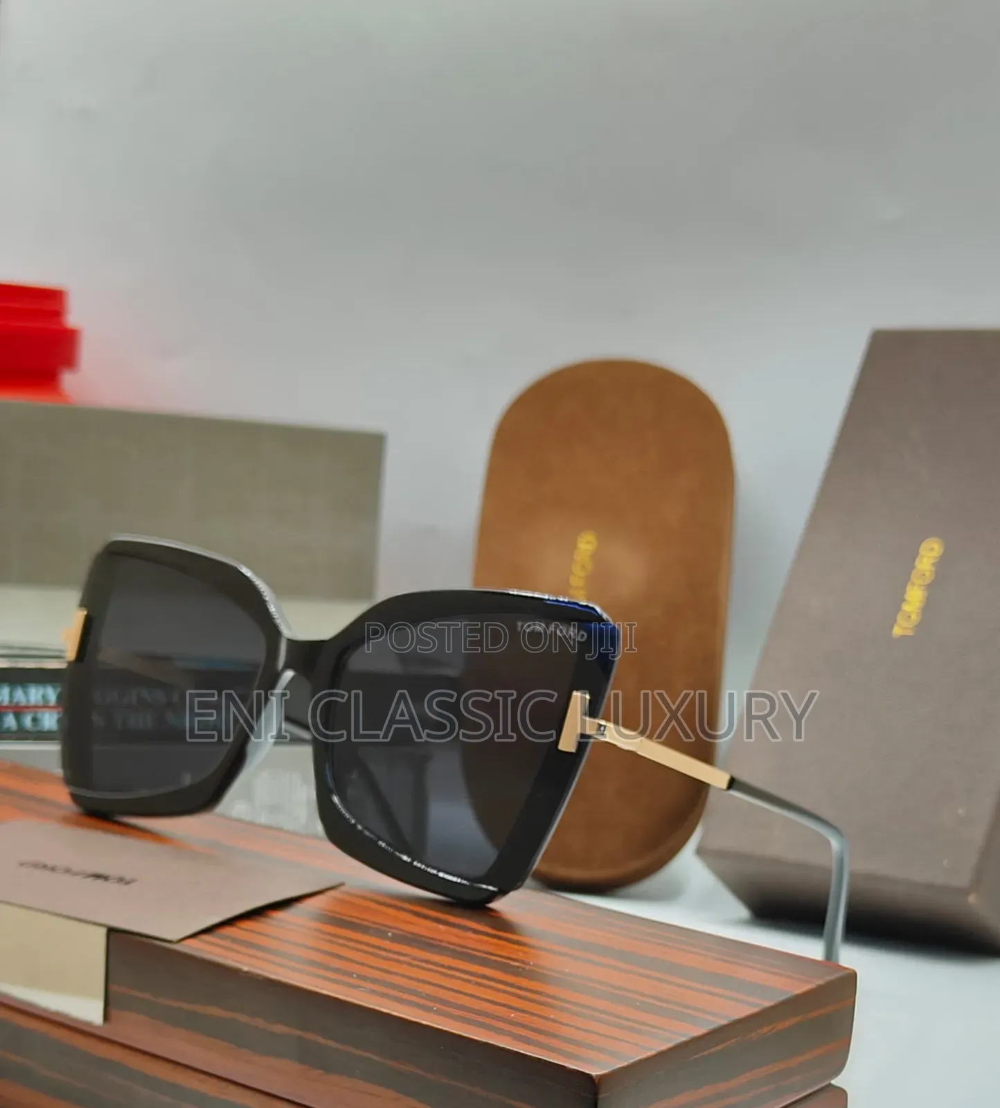 New Eddition Luxury Eyewear Collection Gucci Well Branded Package