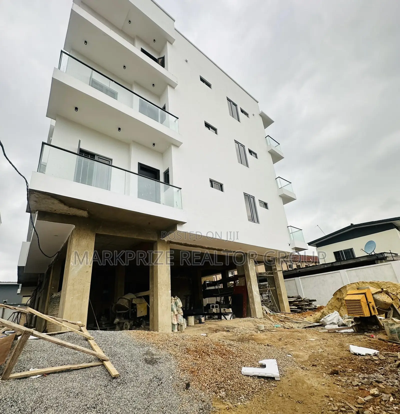 4bdrm Duplex in Magodo Phase 1 Gra for sale