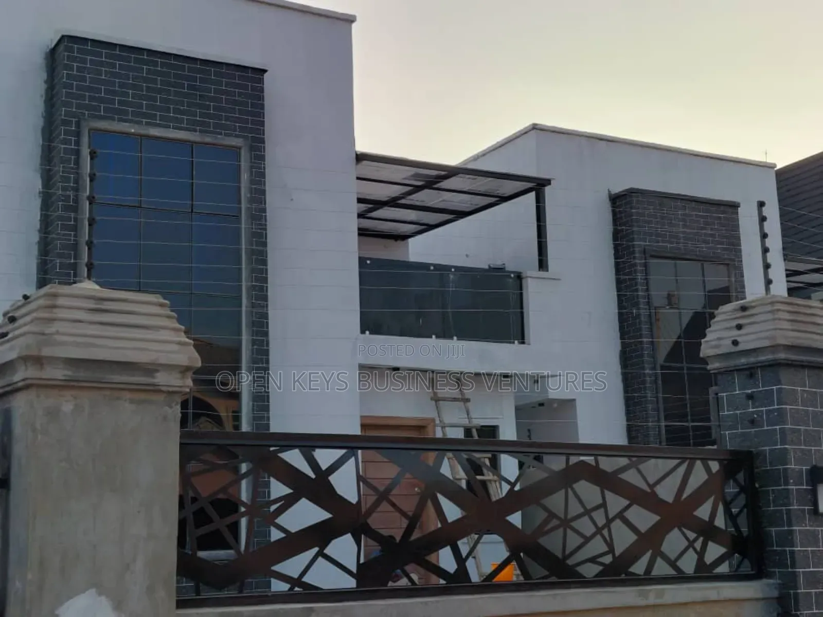 Furnished 4bdrm Duplex in Emmanuel Estate, for sale