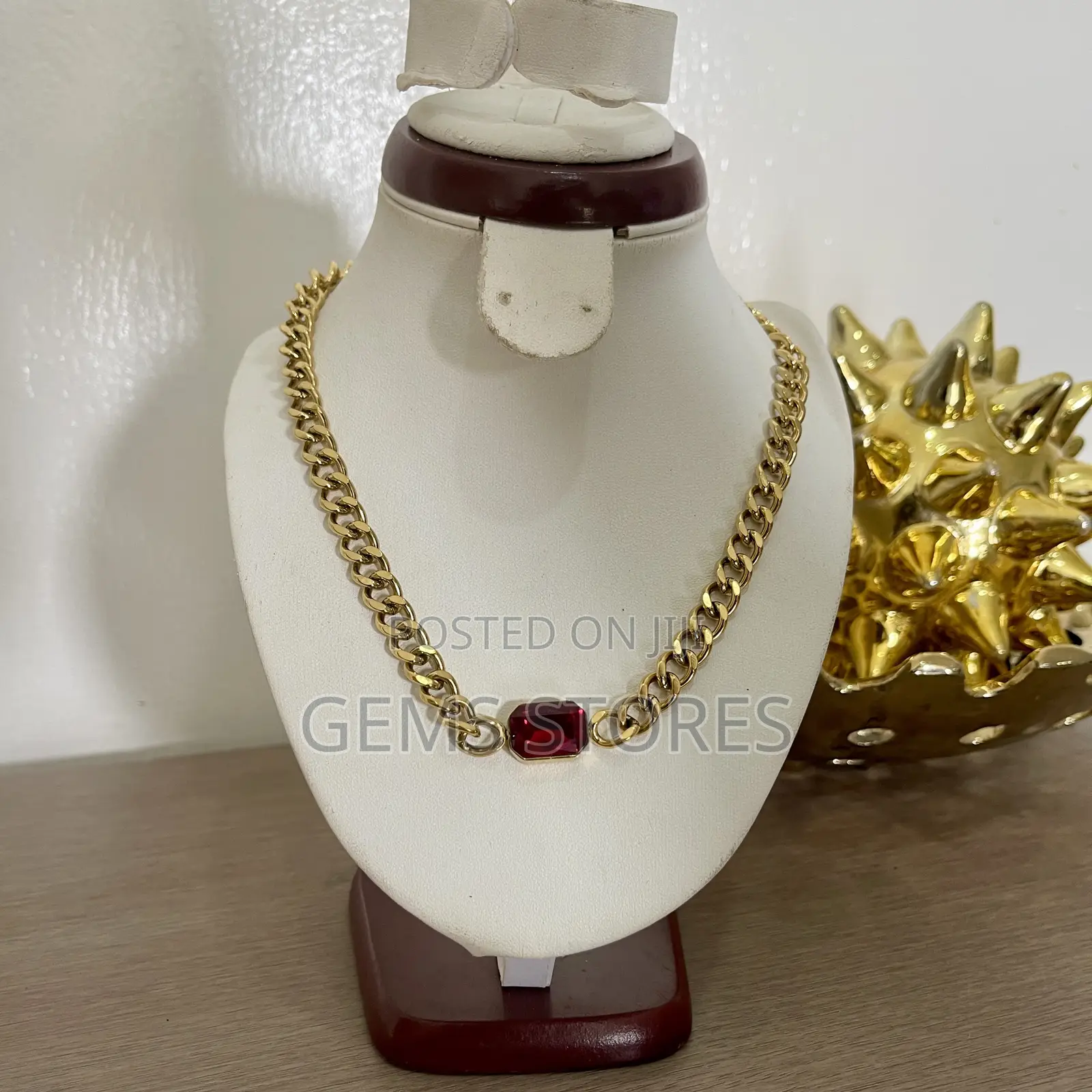 Stylish Gold-Toned Cuban Chain Necklace With a Red Gemstone
