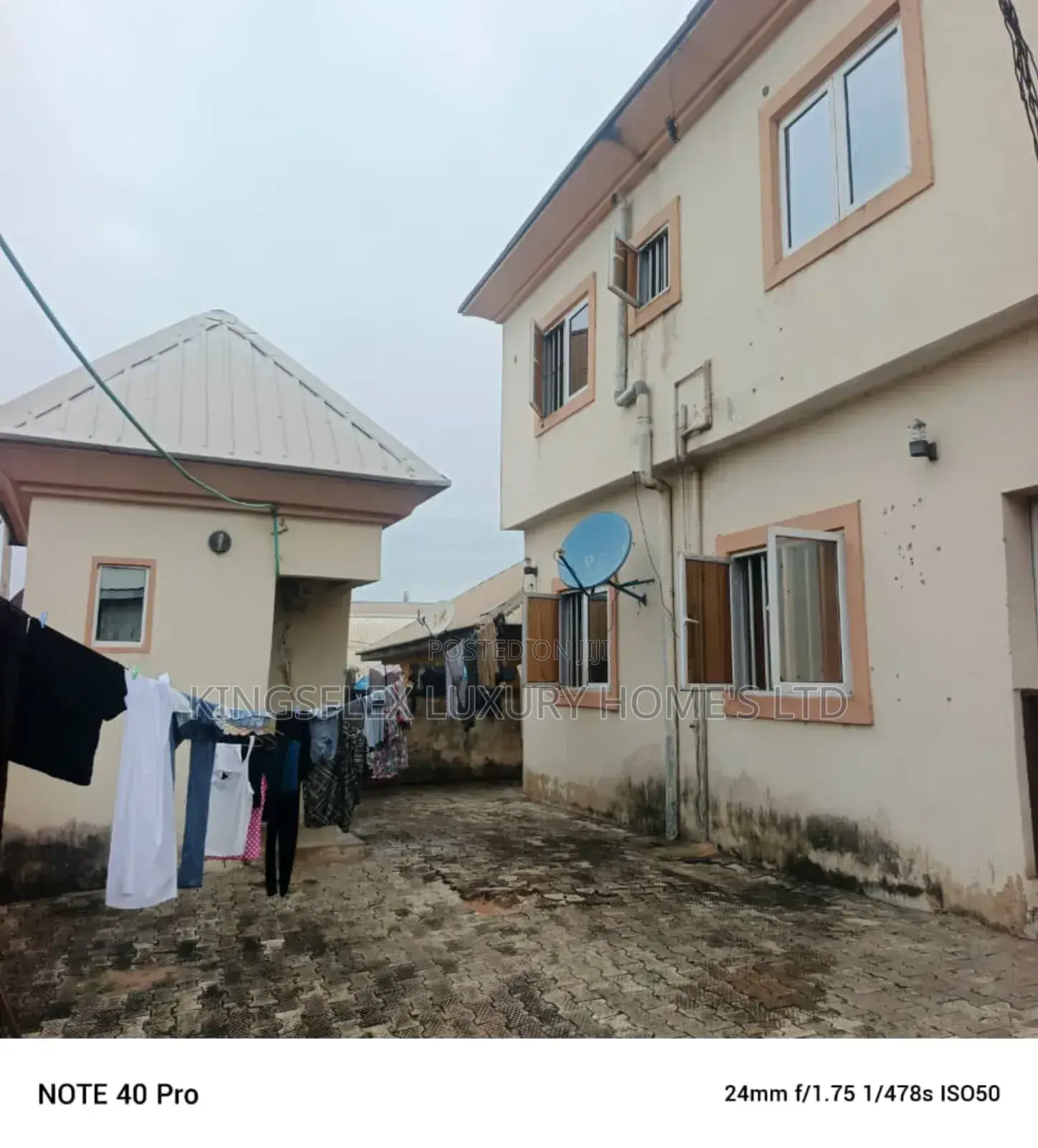 8bdrm Block of Flats in Nill, Oshimili North for sale