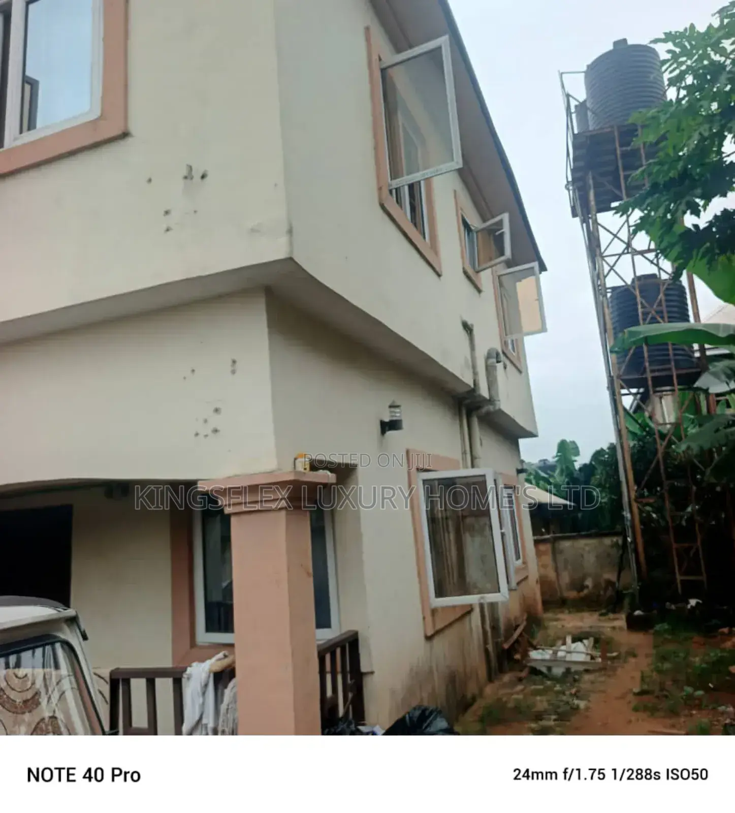 8bdrm Block of Flats in Nill, Oshimili North for sale