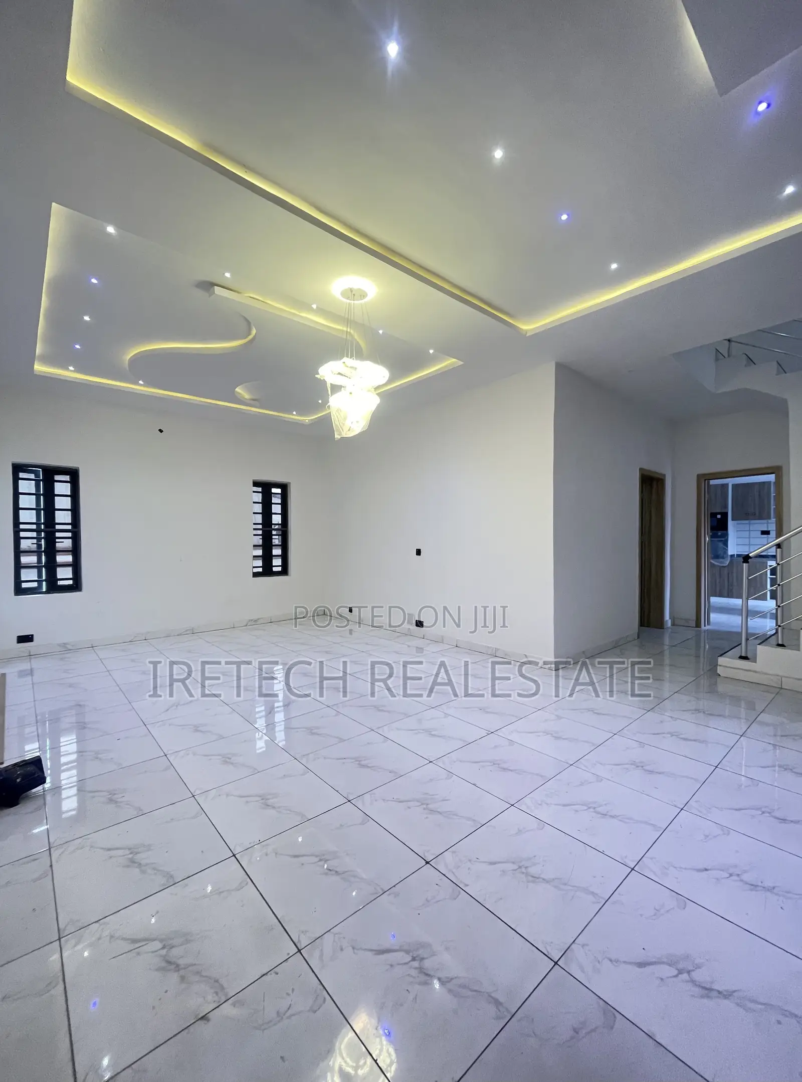 5bdrm Duplex in Abijo Axis Ajah for sale