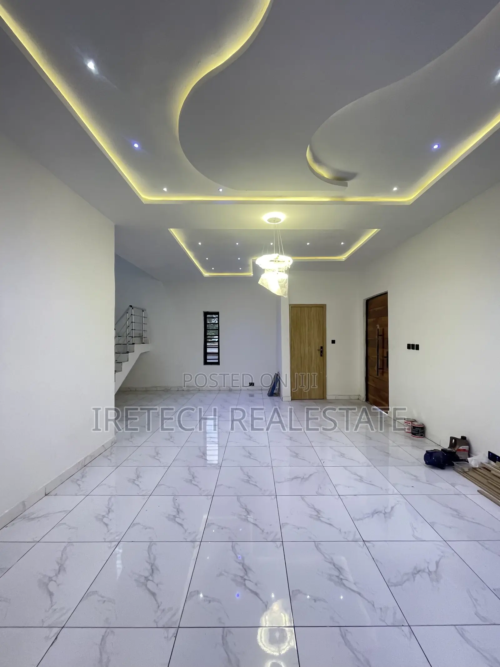 5bdrm Duplex in Abijo Axis Ajah for sale