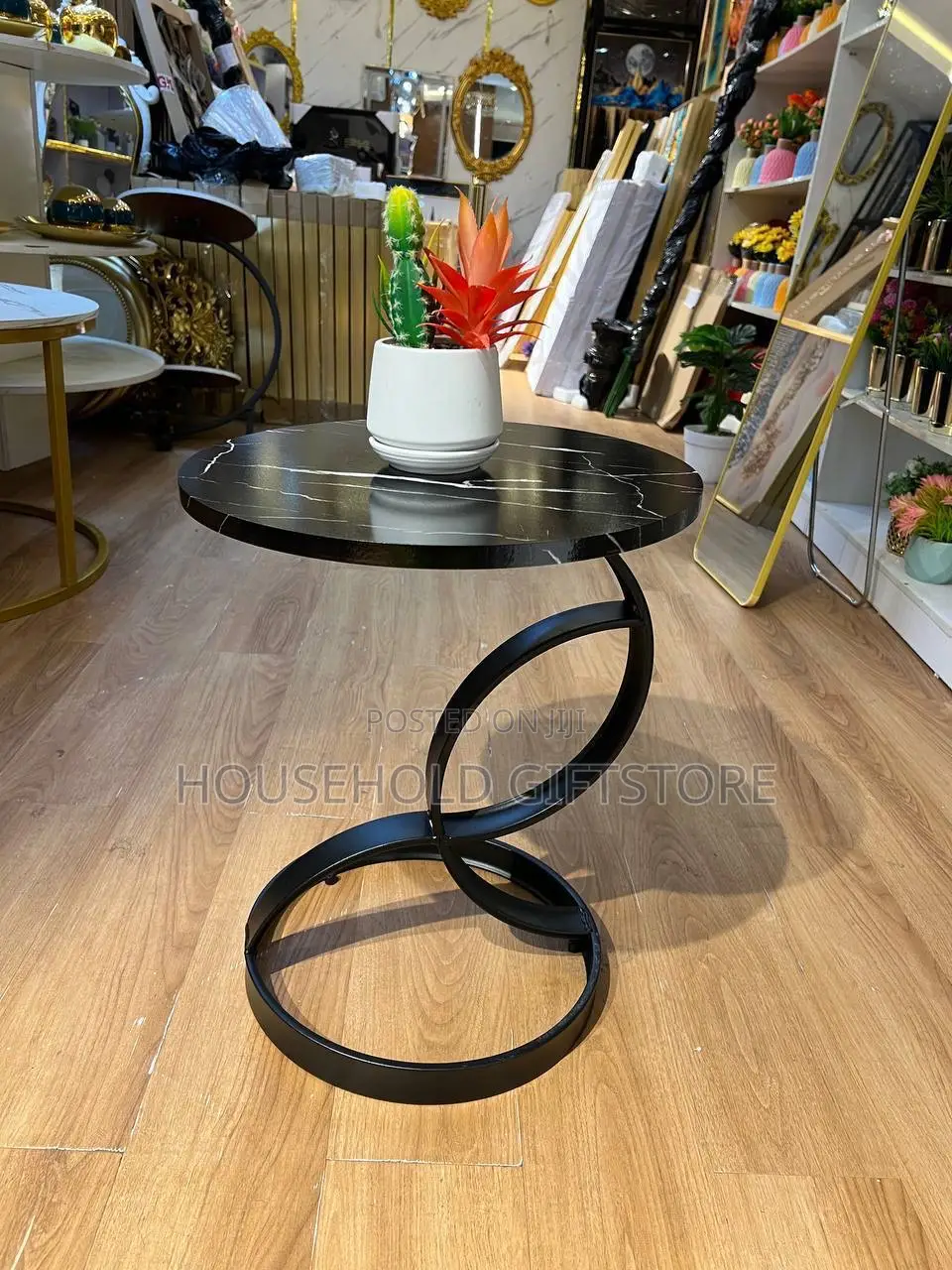 Luxury Spiral Design Side Table