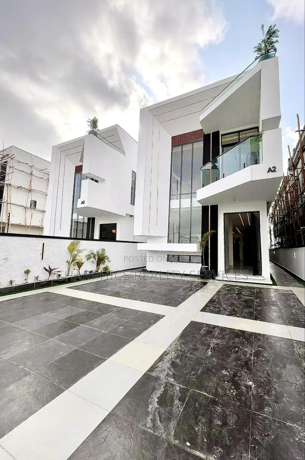 5bdrm Duplex in Ajah for sale
