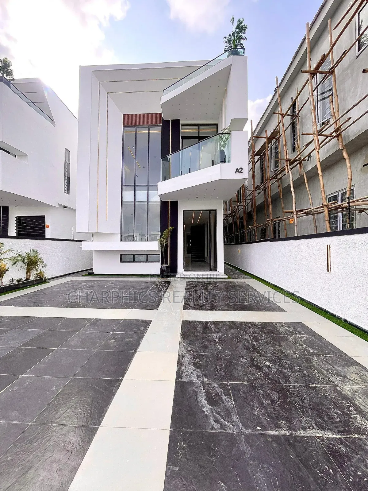 5bdrm Duplex in Ajah for sale