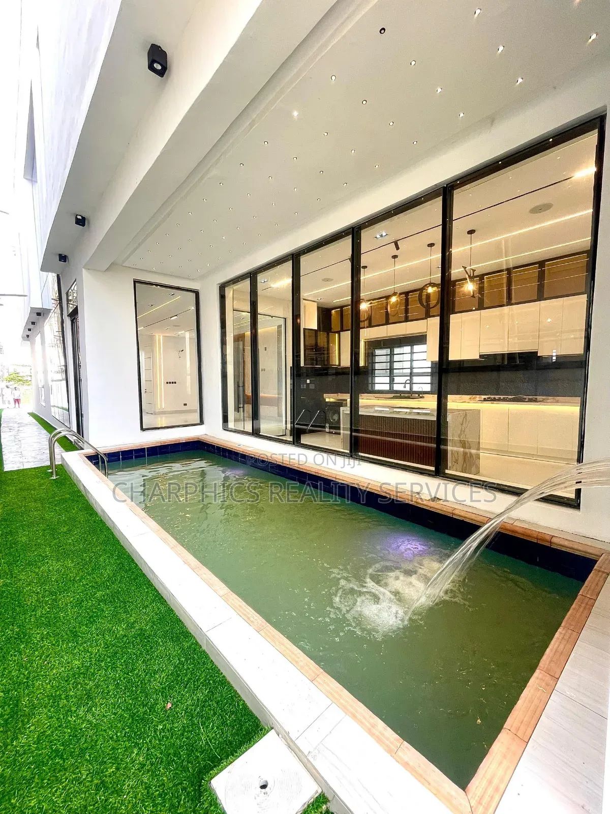 5bdrm Duplex in Ajah for sale