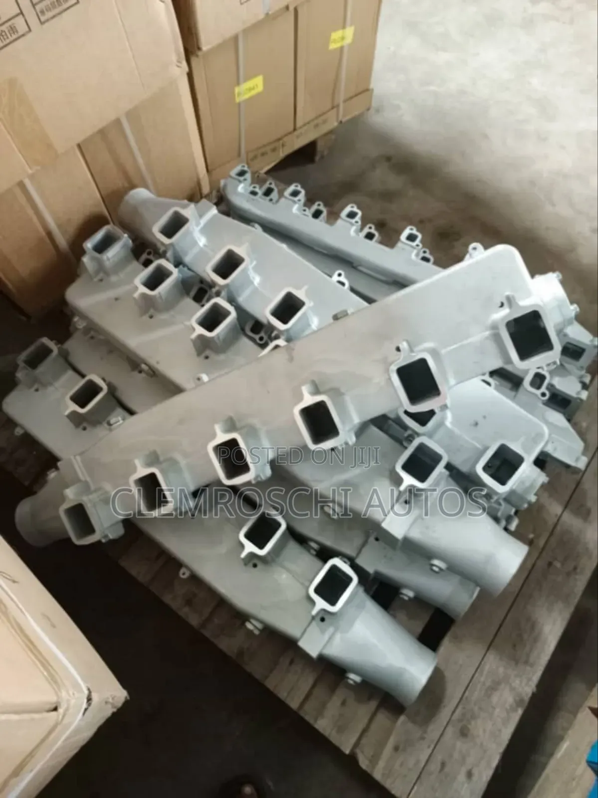 High Quality Certified Engine Air Intake Water Line Howo Sinotruck