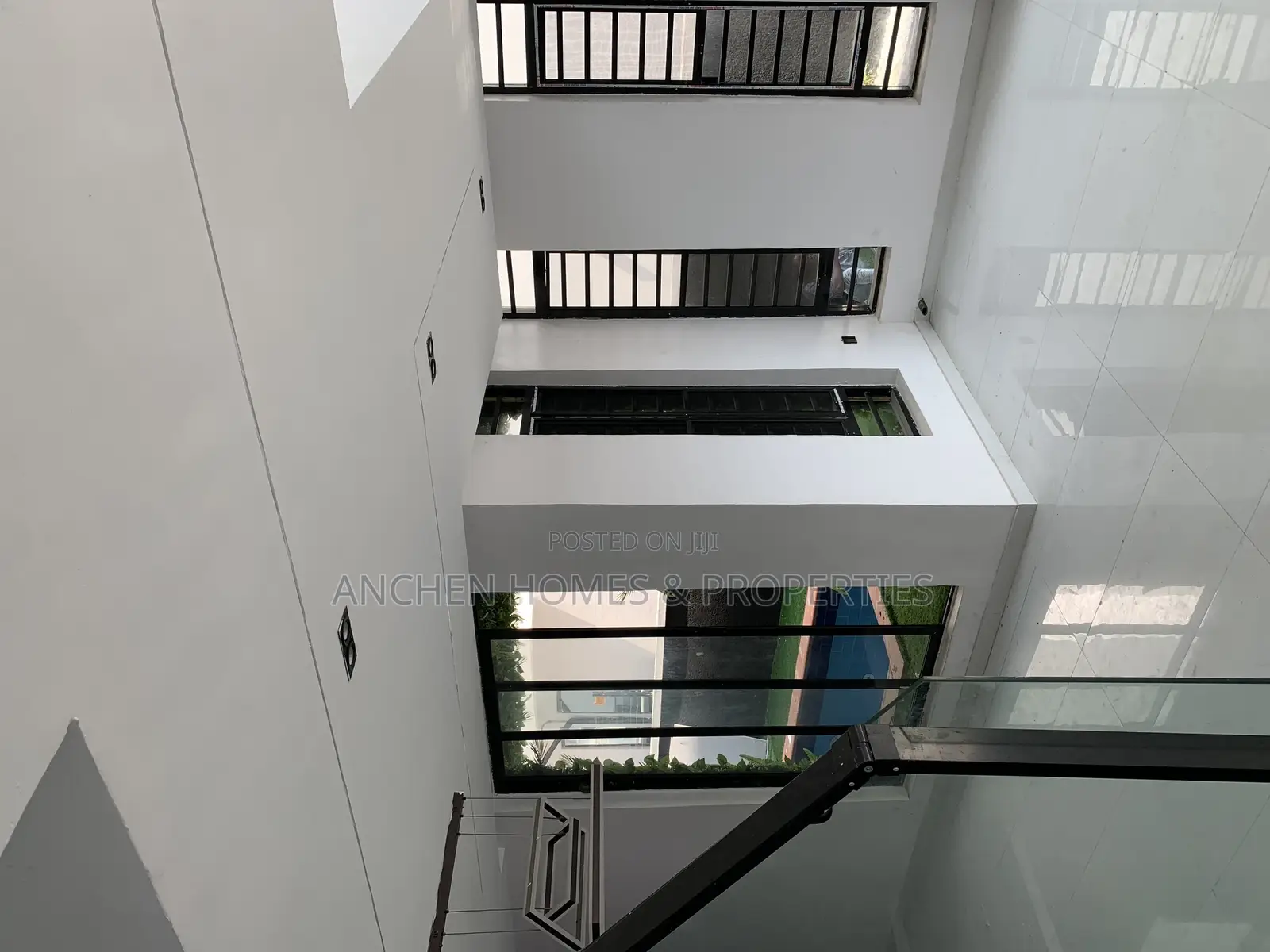 5bdrm Duplex in Ikota Gra, Lekki for sale