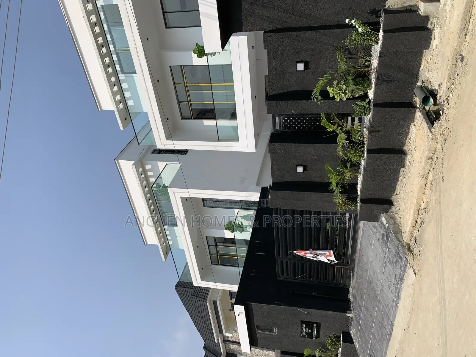 5bdrm Duplex in Ikota Gra, Lekki for sale