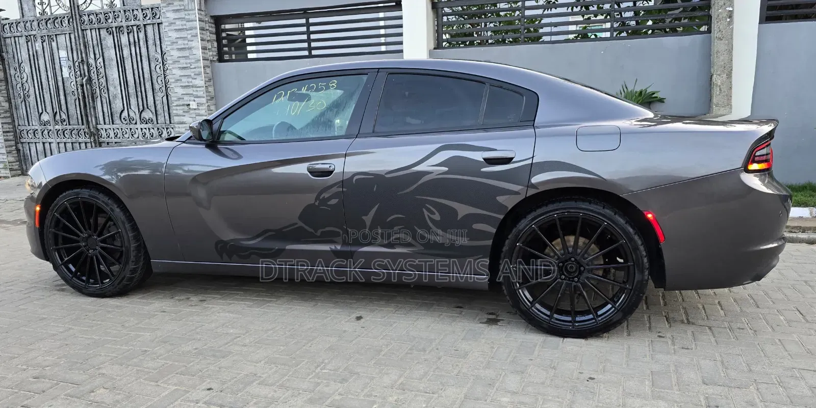 Dodge Charger SXT AWD 2019 Gray