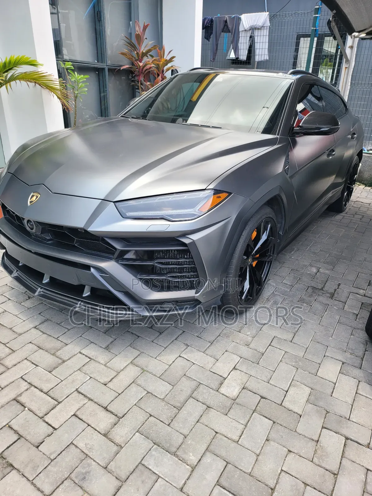 Lamborghini Urus Base 2019 Gray