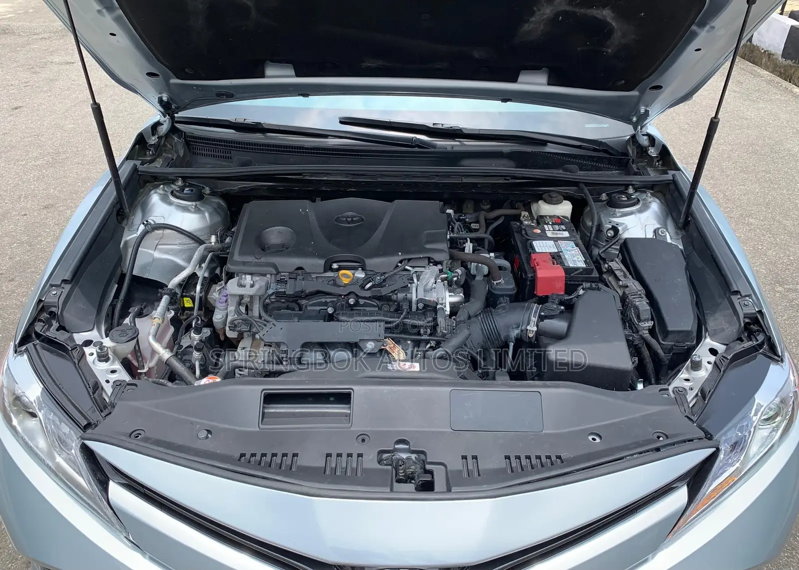 Toyota Camry XLE V6 FWD (3.5L 6cyl 8AM) 2018 Silver