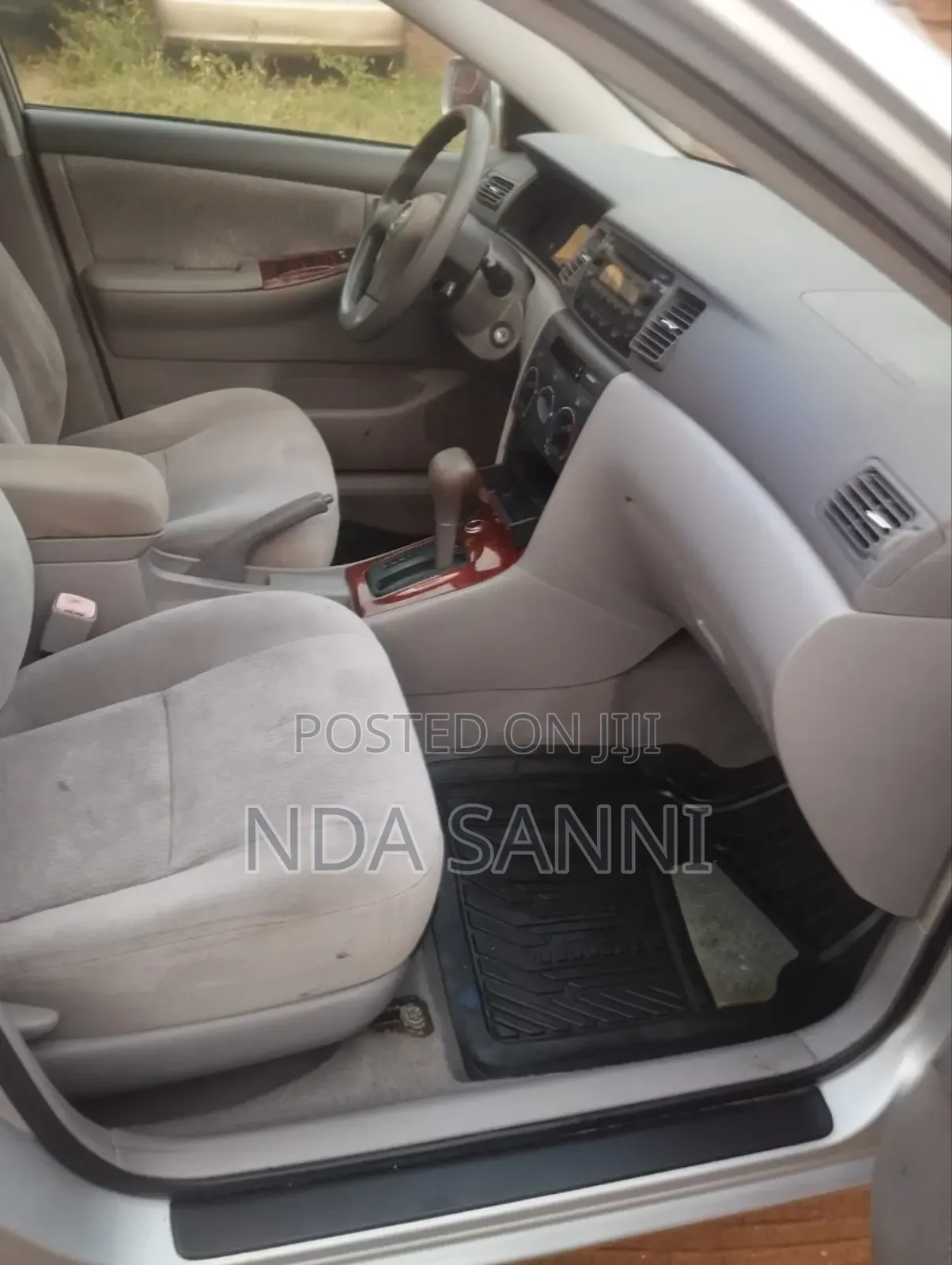 Toyota Corolla LE 2006 Silver