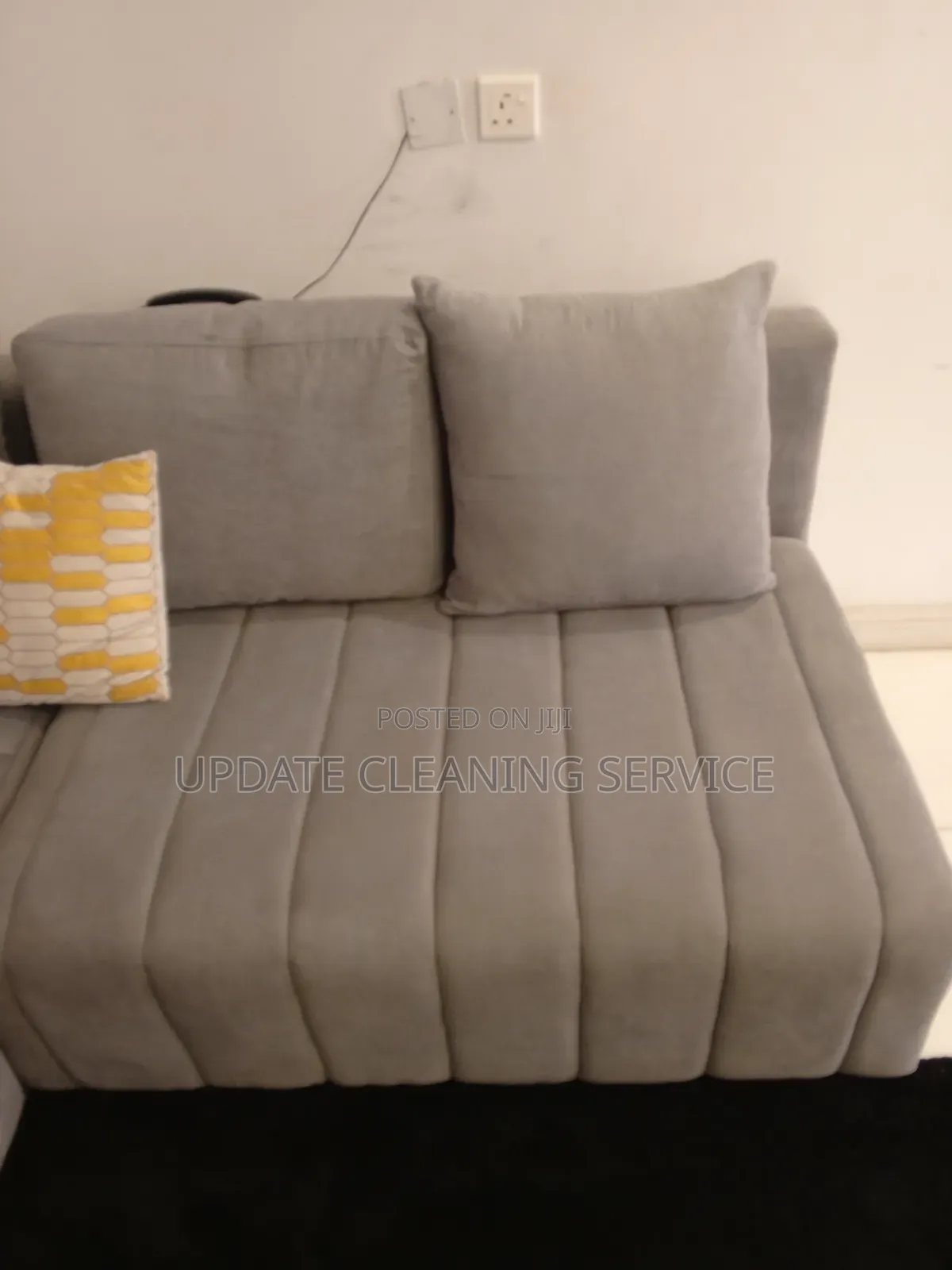 Book Premium Upholstery Cleaning for Smart Homes Stylish Spaces